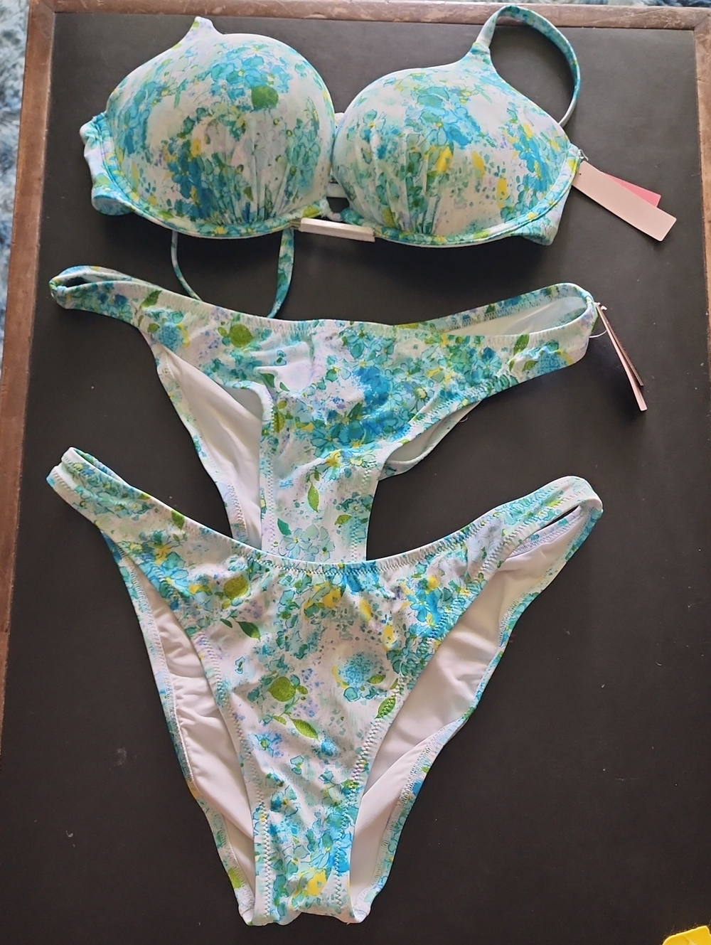 Victoria's Secret Watercolor Floral Bombshell Bikini 3pc Set Top 38C Bottoms XL